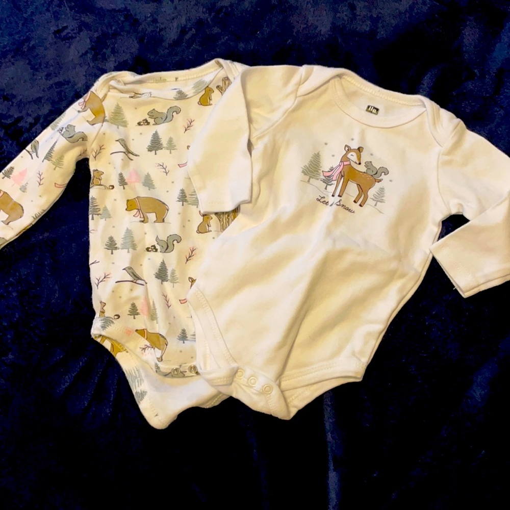 NWOT 3-6mth Long Sleeve Winter Onesies